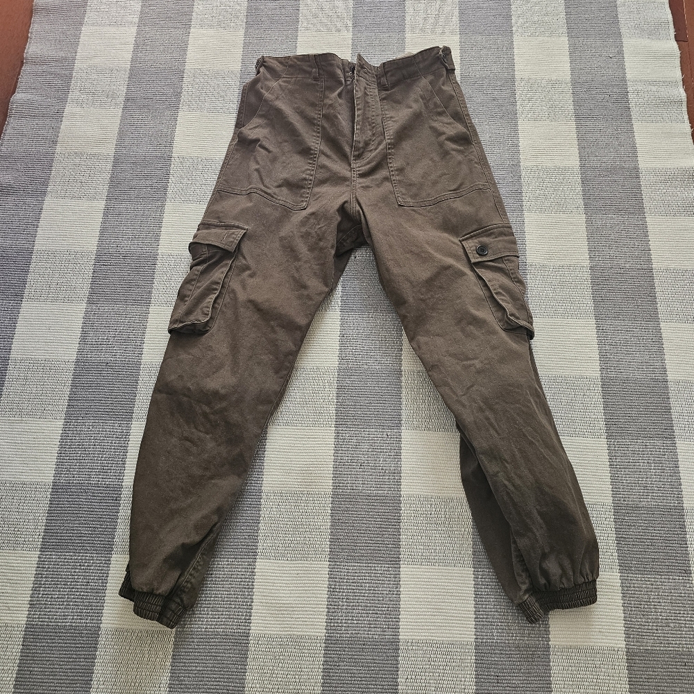 High-Rise Cargo Jogger Pants - Brown